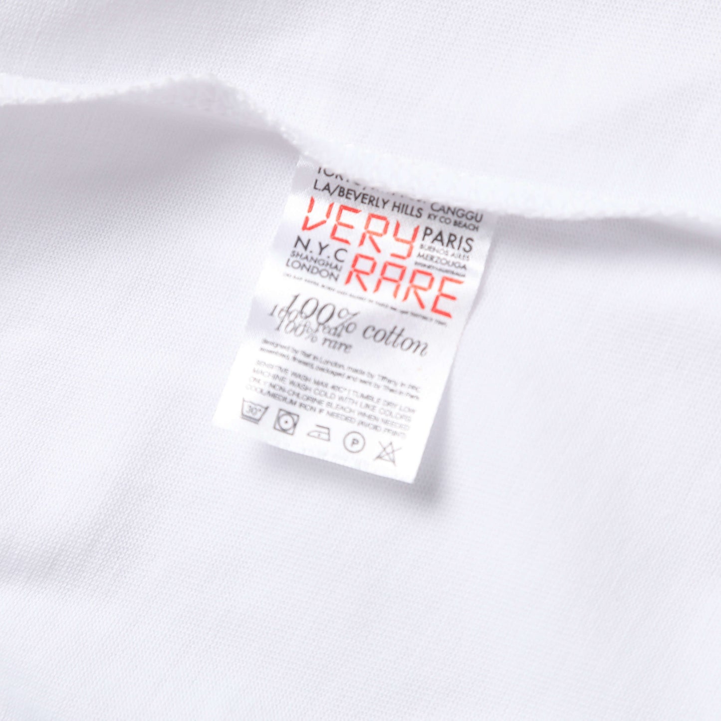 Artwear [tee]