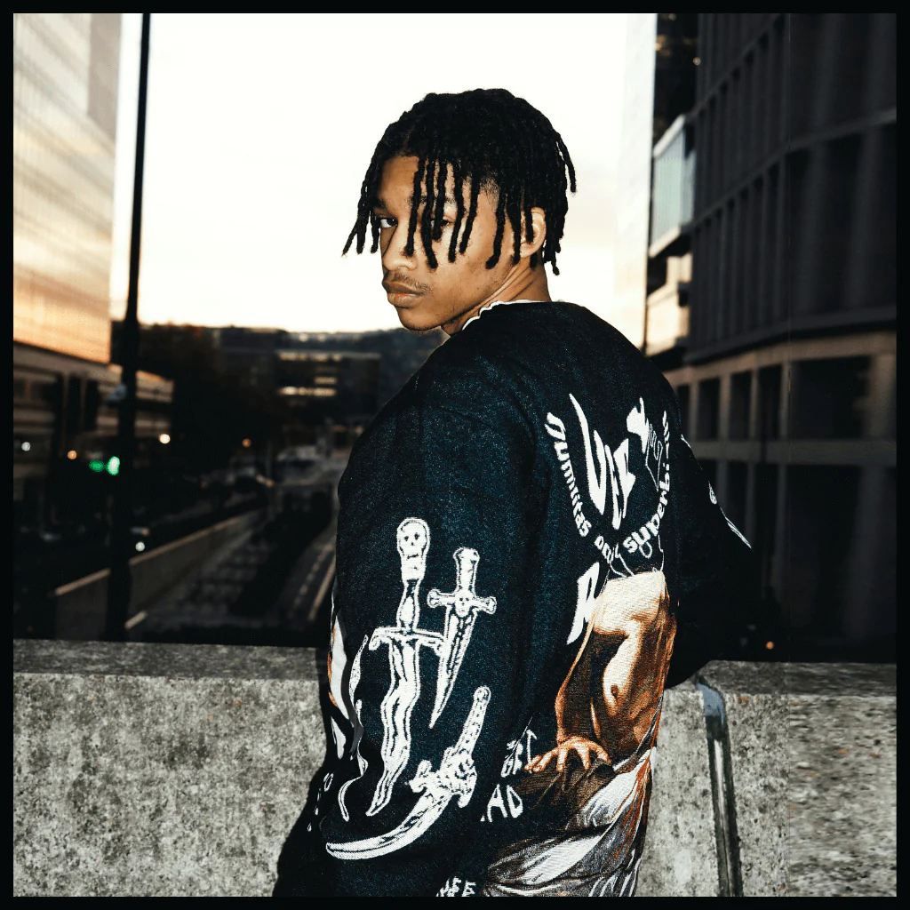 antihero/Judith [crewneck]